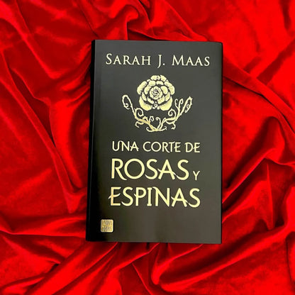 Una Corte de Rosas y Espinas 1. Edición Cantos Pintados